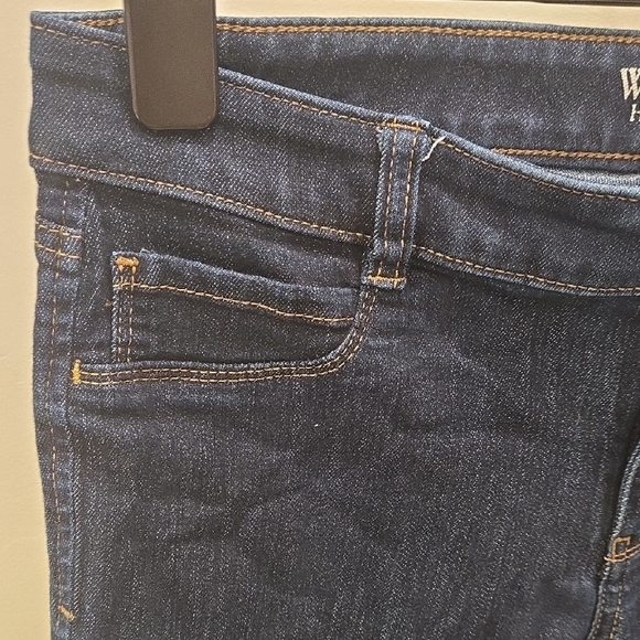 White House Black Market Women's Navy Skinny Jeans - Picture 3 of 9